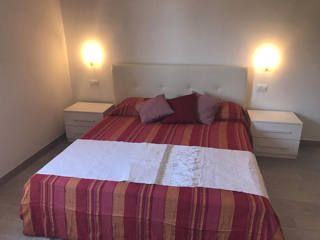 Guest House Montenegro Специя Экстерьер фото