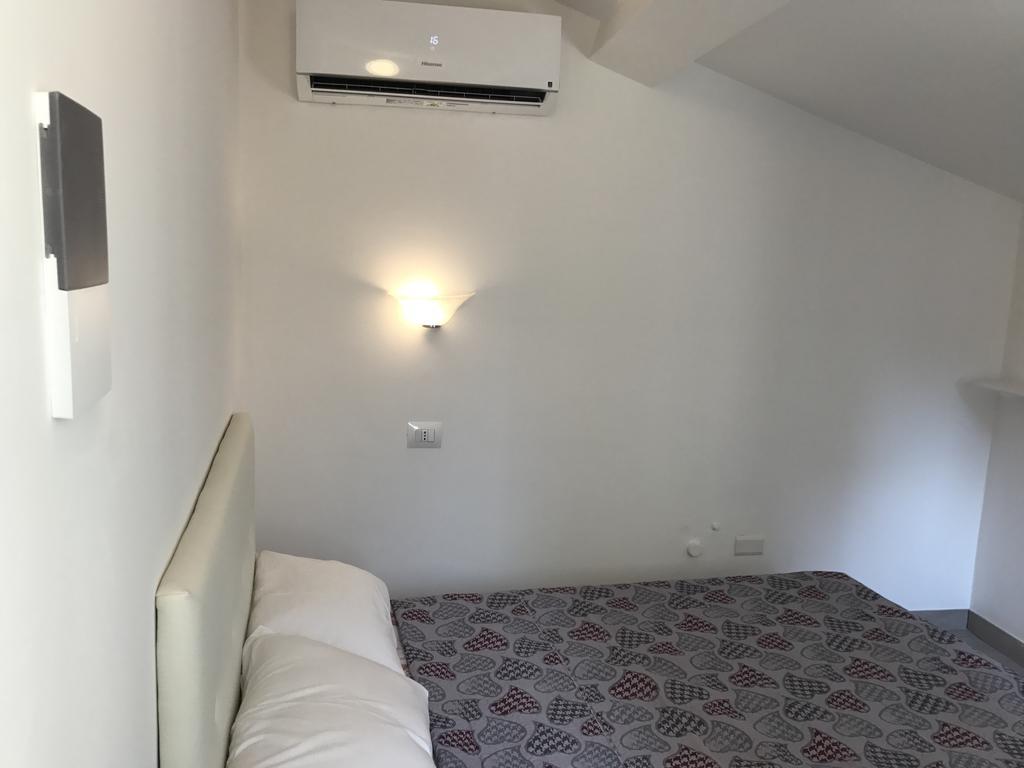 Guest House Montenegro Специя Экстерьер фото