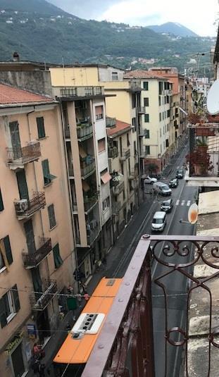 Guest House Montenegro Специя Экстерьер фото