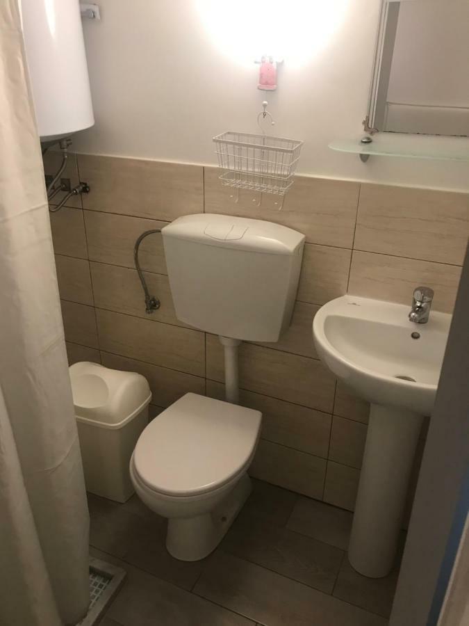 Guest House Montenegro Специя Экстерьер фото
